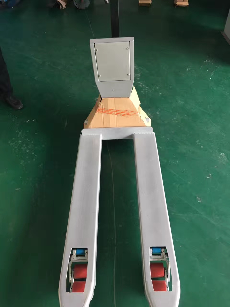 廣州捷誠：手拖車