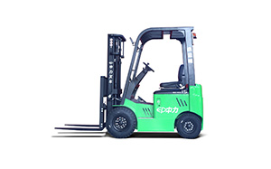 四支點(diǎn)電動(dòng)叉車(chē)（小金剛叉車(chē)）