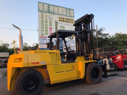 堆高機(jī) TCM FHD150  4.5m 側(cè)移甲移牙