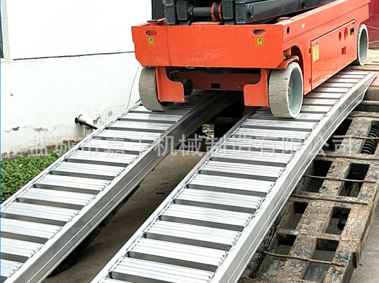 叉車專業(yè)鋁合金梯田
