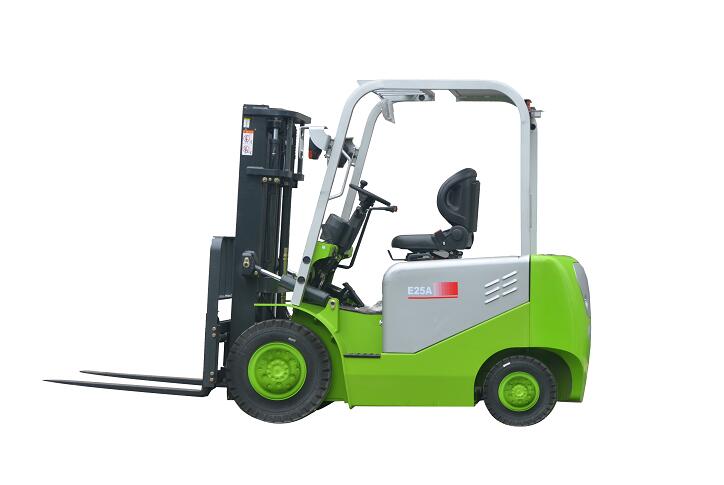 升格：四支點(diǎn)平衡重式叉車