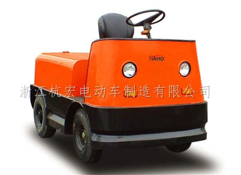 杭宏：QD001敞篷式牽引車
