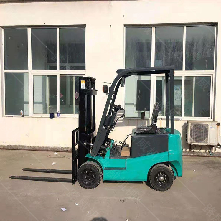 廠家貨物搬運(yùn)堆垛電動(dòng)叉車 1噸兩噸電動(dòng)叉車 充電電動(dòng)叉車 