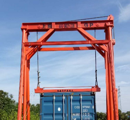 基澎：標(biāo)準(zhǔn)吊機BSJD300