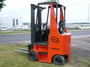 MKF CSE 22電動叉車
