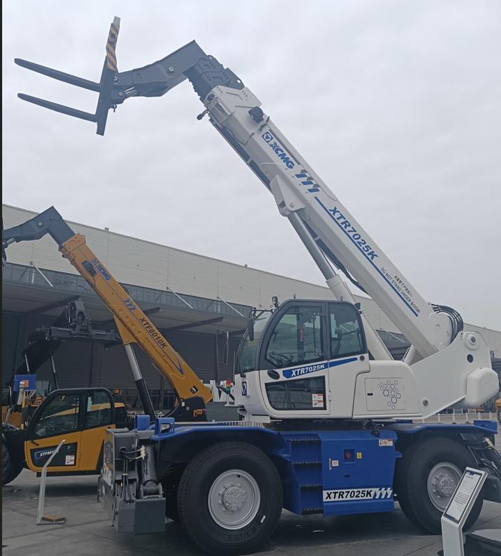 XTR7025K徐工旋轉(zhuǎn)型伸縮臂叉車伸縮臂叉裝機