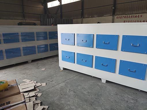 不銹鋼活性炭吸附箱 有機廢氣處理除臭蜂窩活性炭環(huán)保箱