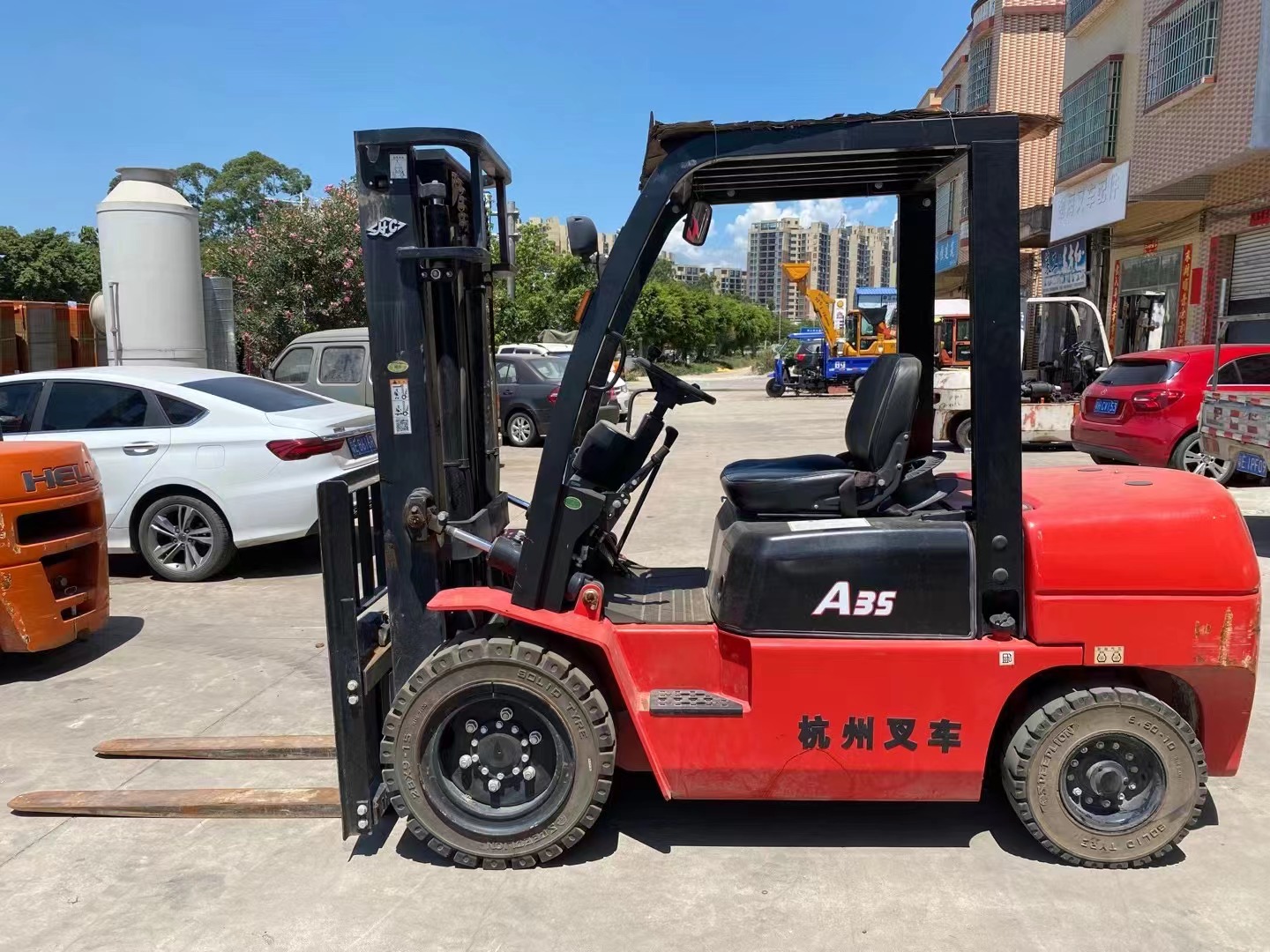供應(yīng)杭州叉車，內(nèi)燃叉車，A系列3-3.5噸高通過性內(nèi)燃叉車