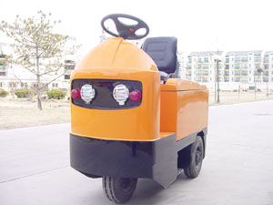 北京富新達(dá)2噸電動牽引車 BFX-QDD2