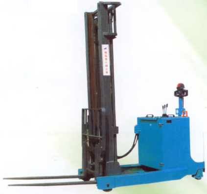 東莞順昌1.5噸前移式電動堆高機 SCE-1535