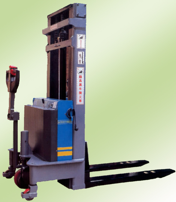 東莞順昌1噸步行式全自動電動堆高機 SCC1000