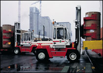 瑞典斯維叉車(SVETRUCK)13.6噸紙類專用搬運(yùn)叉車 13660-32