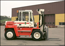 瑞典斯維叉車(SVETRUCK)13.6噸用于叉鋁材的叉車 13660-32