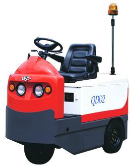 寶雞杭叉QDD2電動牽引車 QDD2電動牽引車