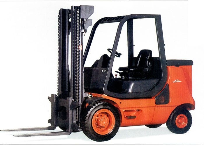 林德叉車(LINDE)4噸四輪電動平衡重叉車 E40