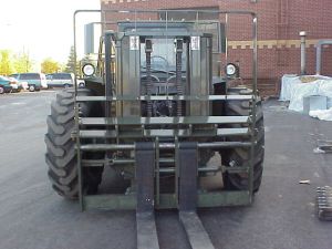 加拿大升王叉車(LIFTKING)軍用叉車系列圖 軍用叉車