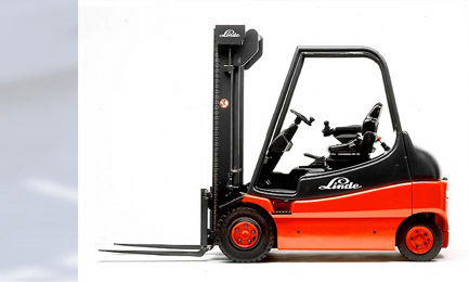 德國(guó)林德叉車(LINDE)3噸四輪電動(dòng)平衡重叉車 E30