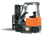 美國(guó)豐田叉車(TOYOTA)6500磅四輪電動(dòng)平衡重叉車 7FBCU32