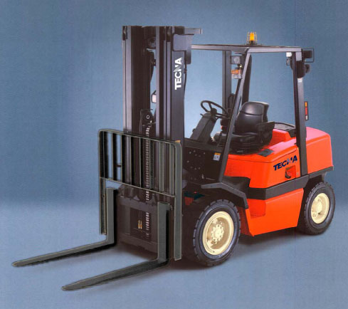 西班牙特克安(TECNA2000)5.5噸柴油平衡重叉車 TTD55