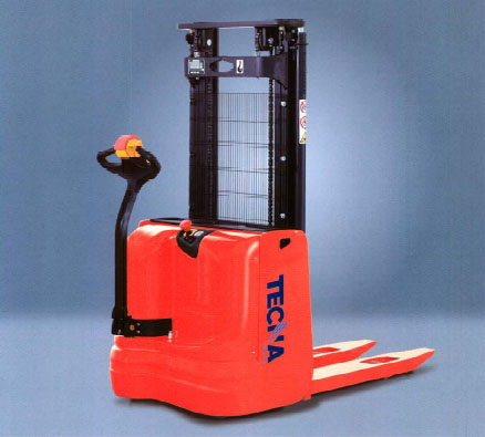 西班牙特克安(TECNA2000)1.6噸步行式全自動(dòng)電動(dòng)堆高機(jī) TMS16