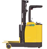 日本小松叉車(chē)(KOMATSU)AR30系列產(chǎn)品1-1.8噸站駕前移式叉車(chē) BR20系列