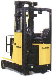 斗山電動(dòng)前移式叉車 BR14/16JW