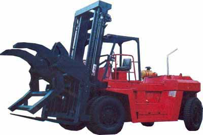 大連木材夾抱叉車 FD150 