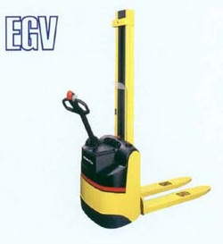 小松步行式高起升托盤運(yùn)搬車 EGV