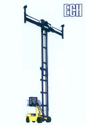 小松堆高機(jī)平衡重叉車(chē) ECH