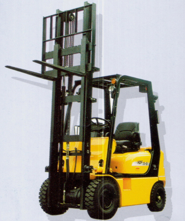 現(xiàn)代平衡重式內(nèi)燃叉車(chē)(1.5,1.8噸) HDF15-5/HDF18-5