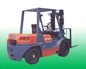 臺勵福柴油平衡重叉車  