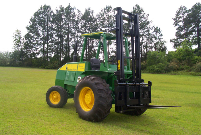 美國Master Craft5,000磅重型越野叉車  AE-5322