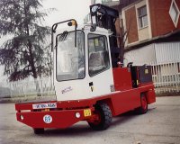 意大利BP4噸電動(dòng)側(cè)面叉車 HT4EL