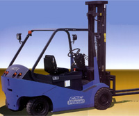 意大利CTC四輪電動平衡重叉車 Scheda tecnica 445-450