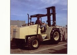 美國(guó)英格索蘭(Ingersoll-Rand)RT706H內(nèi)燃平衡重叉車 RT706H