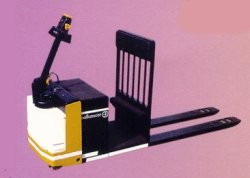 保加利亞巴爾干叉車(chē)(BALKANCER)EN 185系列水平揀選叉車(chē) EN 185