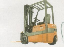 美國(guó)豐田叉車(TOYOTA)FBESF10平衡重三掄電動(dòng)叉車 FBESF10