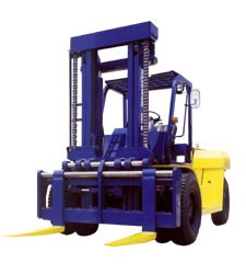 小松叉車（美國）FD150E-7平衡重柴油叉車 FD150E-7