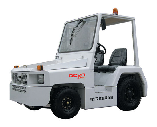 江蘇靖江2-3噸KM系列內(nèi)燃牽引車(chē)（帶擋風(fēng)玻璃） QCD20/25/30-KM