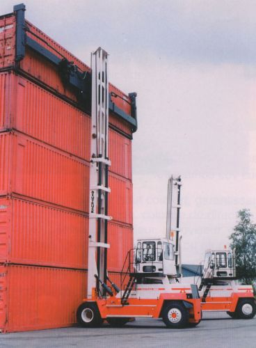 德國(guó)Deutruck內(nèi)燃集裝箱堆高機(jī)2 45120