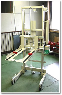 日本不二產(chǎn)業(yè)(fujisangyo)荷臺巾可変式手動堆高機 荷臺巾可変式