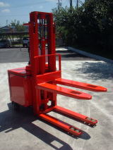 日本杉國(guó)(sugico)SR1-15/20電動(dòng)托盤(pán)叉車(chē) SR1-15/20