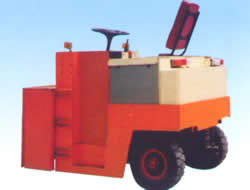 無錫華榮電動牽引車