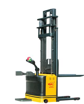 新疆超高全電動(dòng)堆高車(chē) CDD1545/CDD1558
