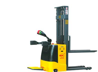 新疆全電動堆高車 CDD10H