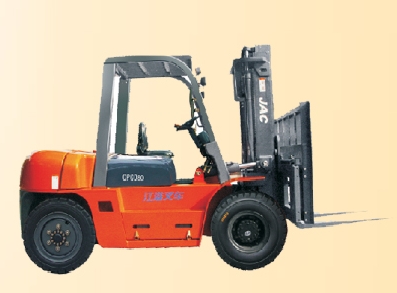 江淮重工8噸內(nèi)燃柴油平衡重叉車 CPCD80