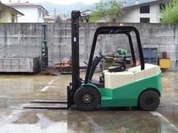意大利ITALCARRELLI EN4 to 10 tons電動平衡重叉車 EN4 to 10 tons