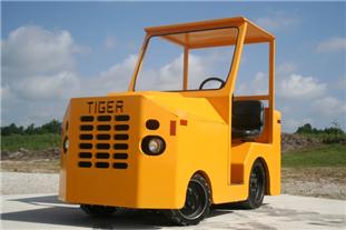 美國Tiger TC-30 / 60 Cub牽引車 TC-30 / 60 Cub