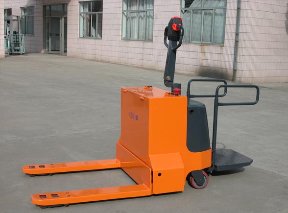 衡陽(yáng)利美電動(dòng)圓桶搬運(yùn)車(chē)