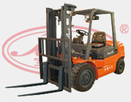 ：2.0t-2.5t內(nèi)燃平衡重式叉車 CPCD20-25